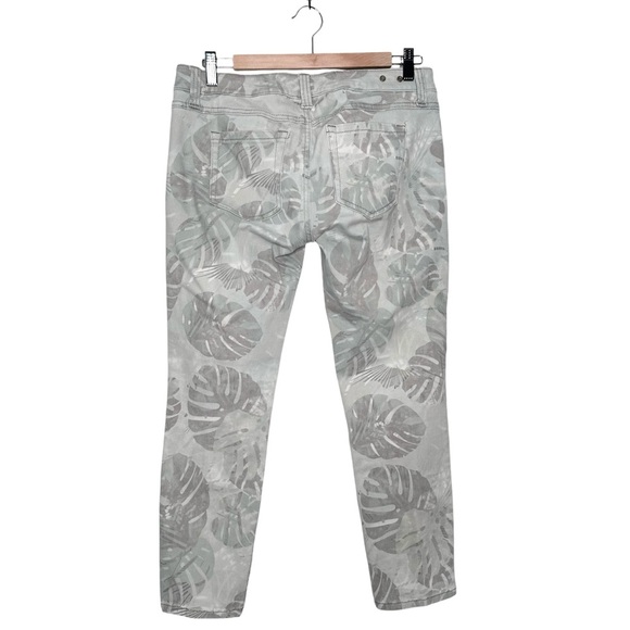 Cabi | Paradise Palm Leaf Monstera Cropped Skinny Jeans Size 4 - Picture 4 of 8